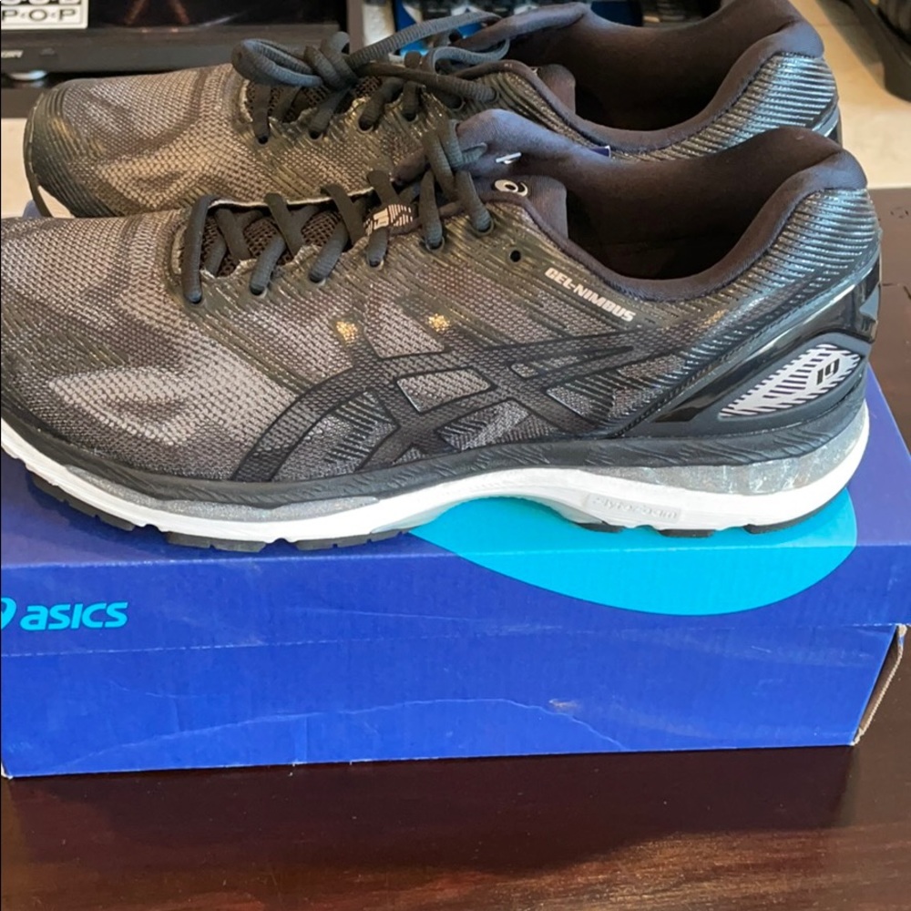 ASICS gel-nimbus 19